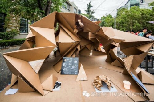 Tonji Construction Festival: Impresionantes estructuras de cartón 8